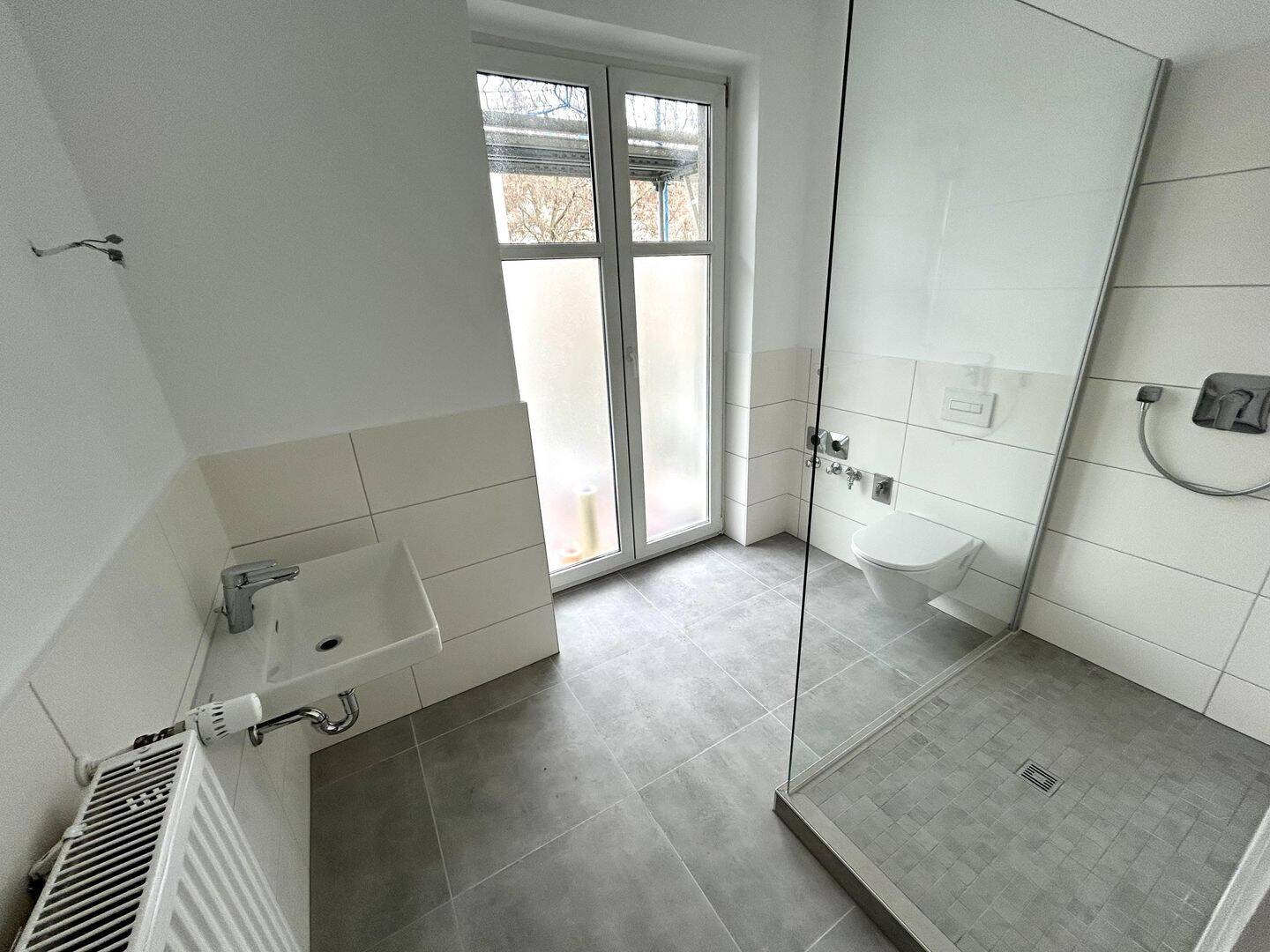 Großzügige Altbauwohnung in der Hegelstraße ! – Magdeburg – Vorschaubild 9