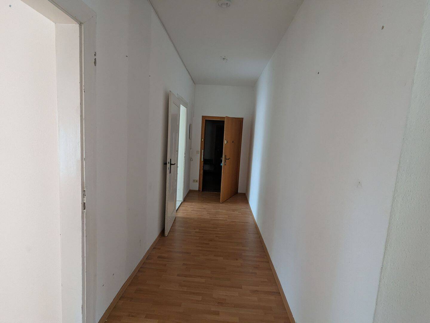 Leerstehende Dreiraumwohnung in der beliebten Südvorstadt – Leipzig – Vorschaubild 3