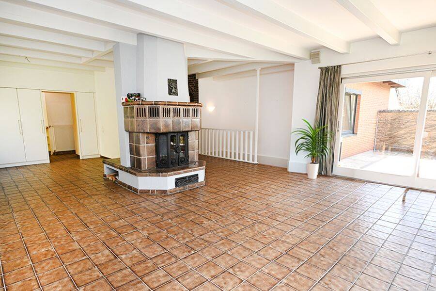Familienfreundlicher Bungalow auf Traumgrundstück in Isernhagen Gartenstadt Lohne! – Isernhagen – Bild 1 von 9