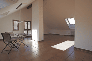 S-Birkach: Schöne 3 Zi. Dachstudio-Wohnung in bester Lage – 70599 Stuttgart – Vorschaubild 3