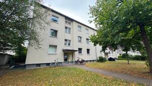 Ab sofort frei ! Renovierte 2,5- Zimmer Wohnung mit Balkon in Düsseldorf- Hassels ! Provisionsfrei! – 40599 Düsseldorf – Vorschaubild 2