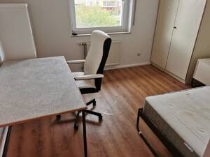 Kleines Apartment in Uninähe