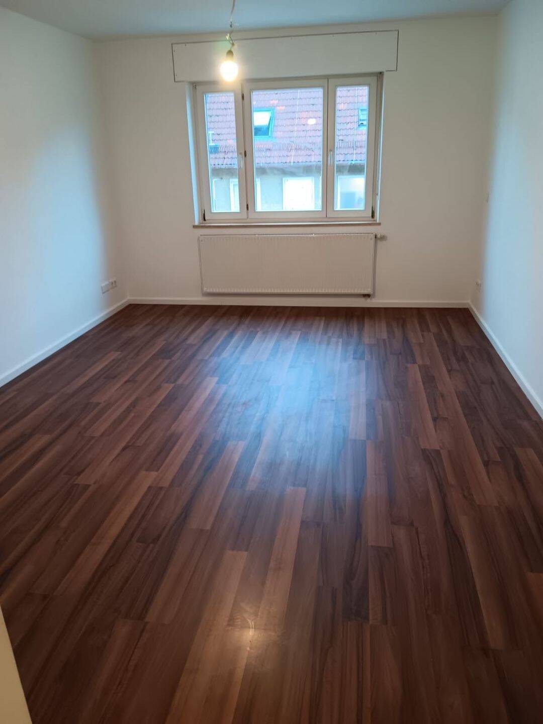3-Zimmerwohnung mit Balkon – Nürnberg – Vorschaubild 2