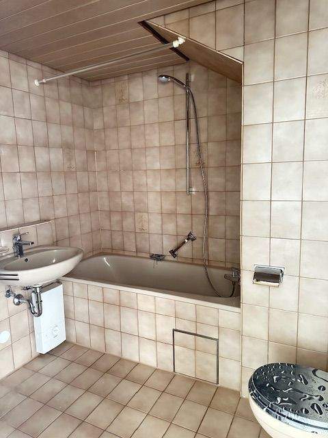 Große 3 Zimmer Wohnung mit Balkon Nähe Kopernikusplatz – Nürnberg – Vorschaubild 5