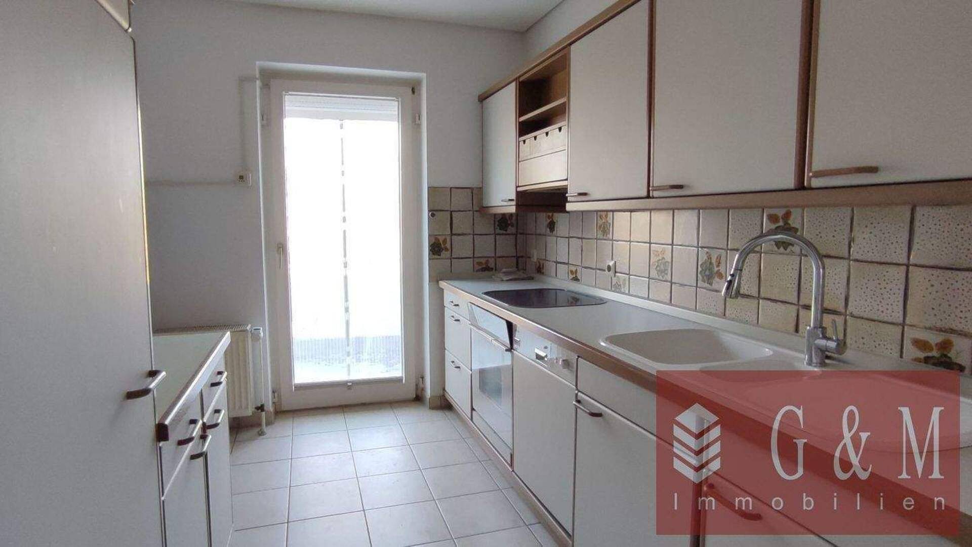 Dachgeschosswohnung in 30659 Hannover mit 70 m² kaufen