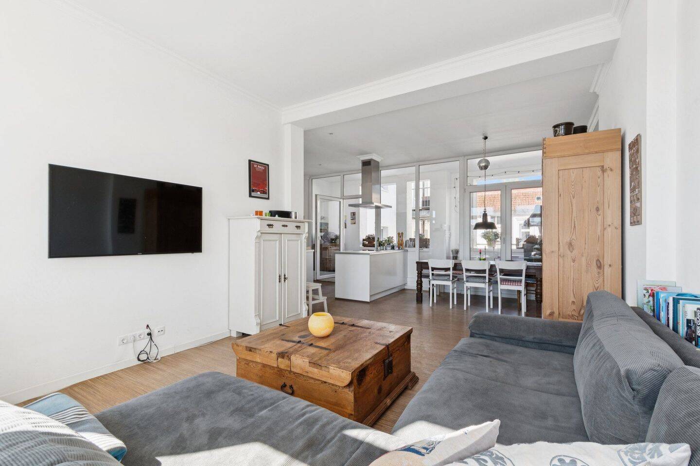 Attraktive 3-Zimmer-Wohnung mit sonniger Loggia in Ottensen – Hamburg – Vorschaubild 3