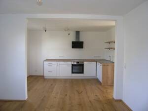 Neu renovierte 2-Zimmer-Wohnung