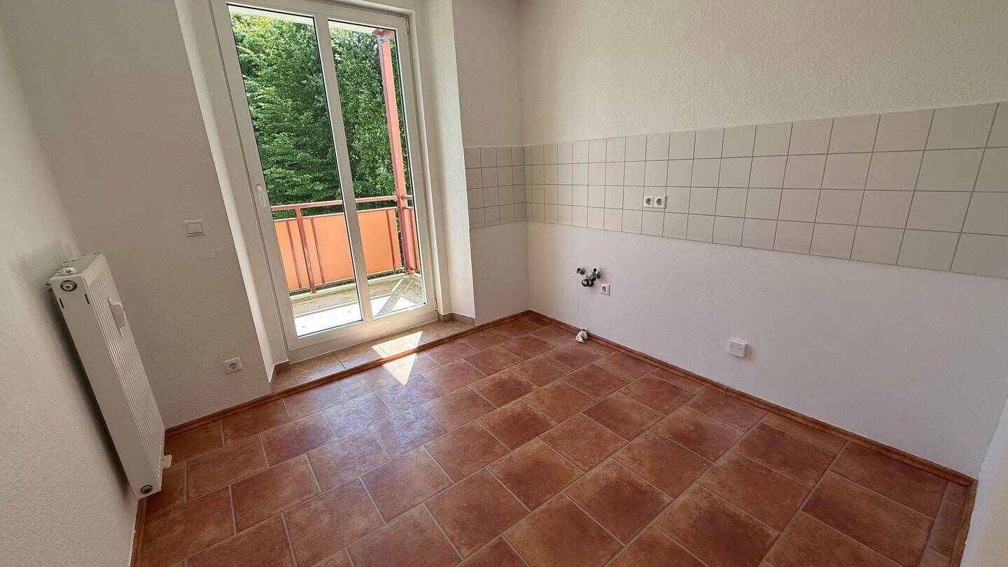 TOP Lage / 1.OG / Bad mit Fenster / an der Humboldthöhe ! – Chemnitz – Vorschaubild 4