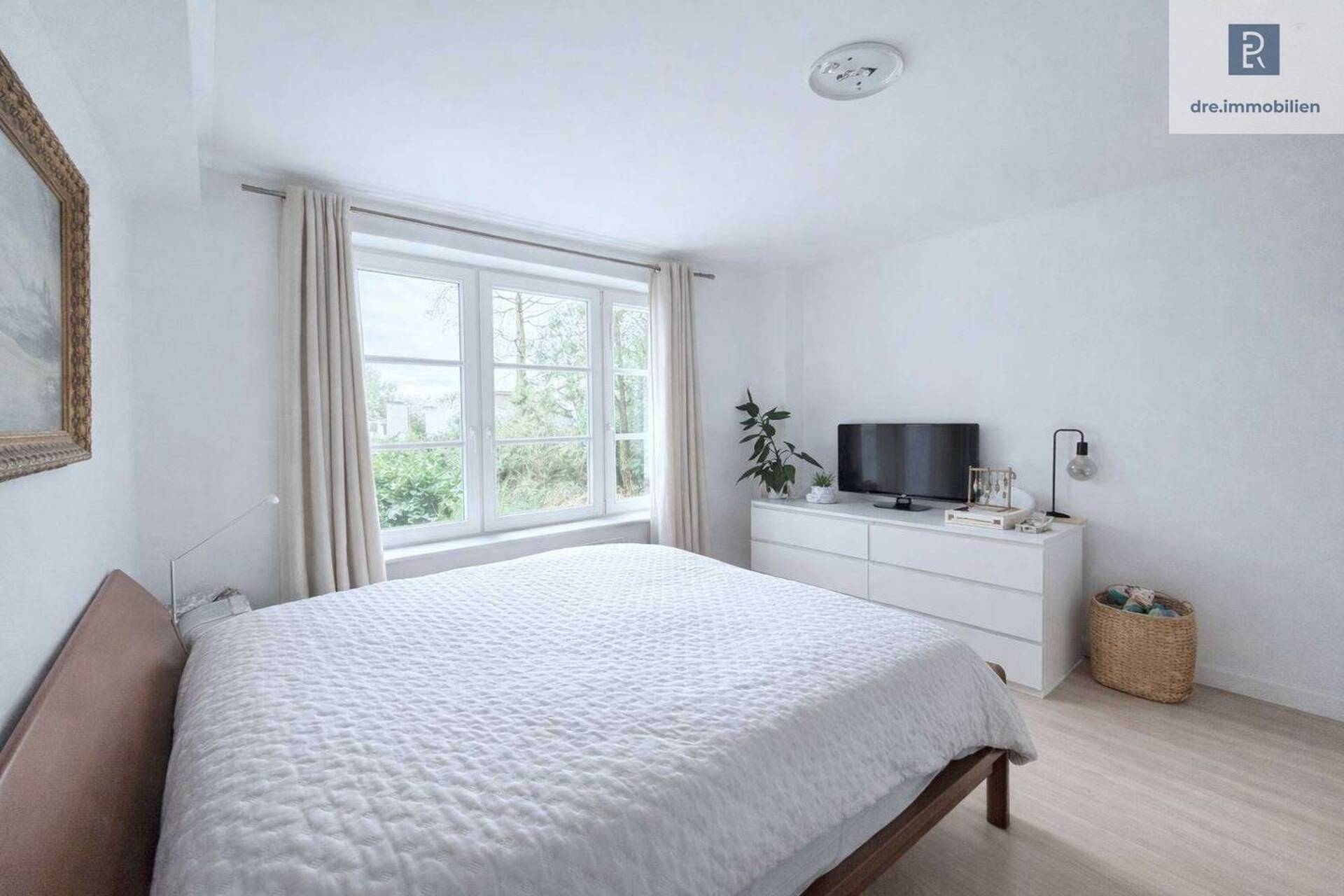Erdgeschosswohnung in 51429 Bergisch Gladbach mit 178 m² kaufen