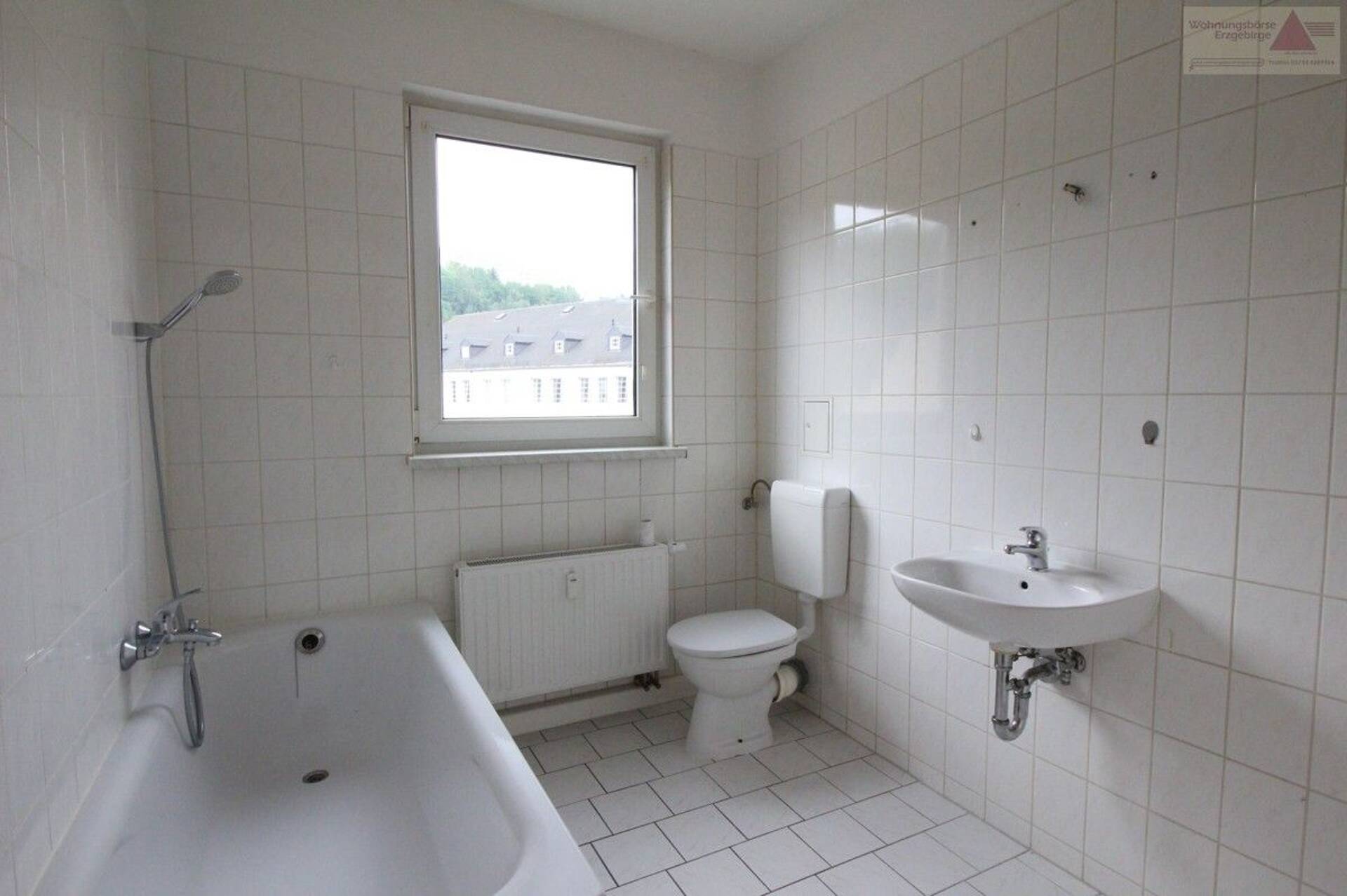 Haus in 08280 Aue-Bad Schlema mit 484,93 m² kaufen