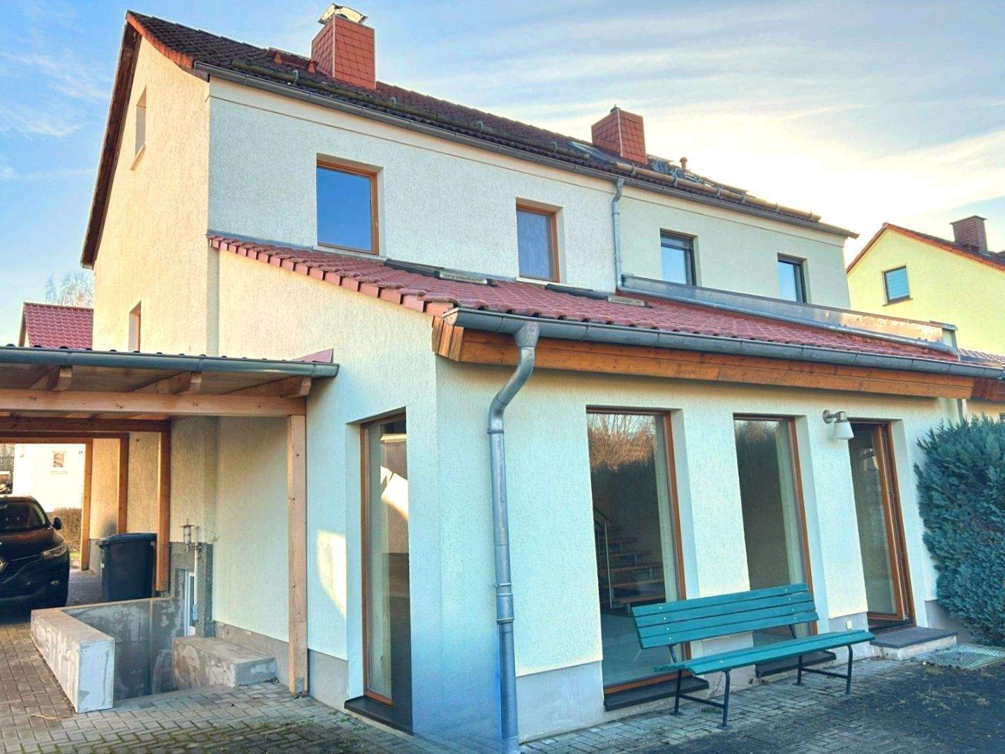 Traumhafte Doppelhaushälfte in Königsee - Ihr neues Zuhause wartet! – Königsee-Rottenbach – Bild 1 von 9