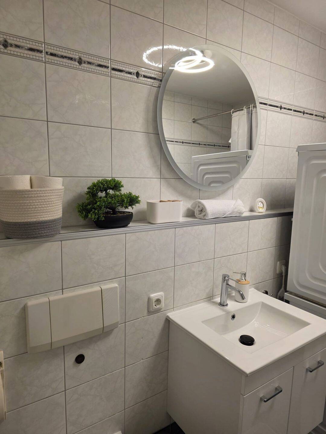 Wohnen mit Charakter: Kompaktes Apartment – Erding – Vorschaubild 3