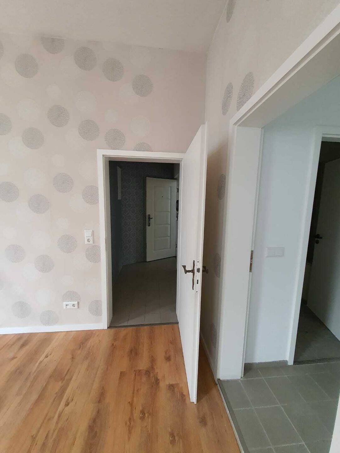 2-Zimmer-Wohnung in Denkmalhaus von 1895 in Wuppertal-Oberbarmen – Wuppertal – Vorschaubild 4