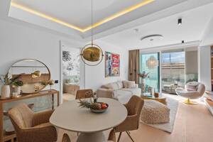 Luxus-Apartment im THE LYTE: vollmöbliert, Balkon & seitlicher Ausblick auf die Elbe – 20457 Hamburg – Vorschaubild 9