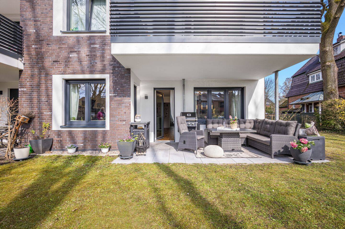 Wohnkomfort auf einer Ebene: 4 Zimmer, Terrasse, Aufzug – Hamburg – Vorschaubild 9