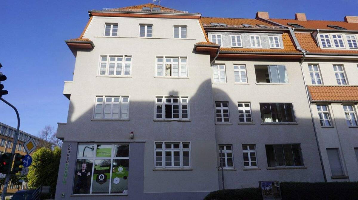 ERSTBEZUG NACH RENOVIERUNG! (geräumige) 3 Zimmer-Wohnung am Rande der Altstadt – 99084 Erfurt – Bild 1 von 9