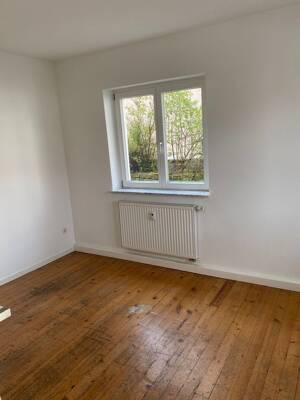 Schöne 3-Zimmer-Wohnung mit Garten, Gartenhaus , Terasse und EBK in Stuttgart – 70188 Stuttgart – Vorschaubild 3