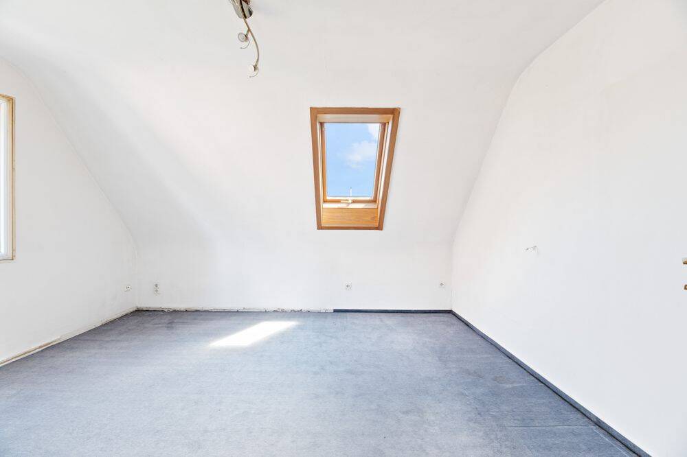 ++ Charmante Wohnung in ruhiger Lage mit ausbaubarem Bühnenbereich ++ – Stuttgart – Vorschaubild 5