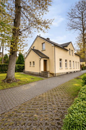 Großzügiges Wohnen mit historischem Charme