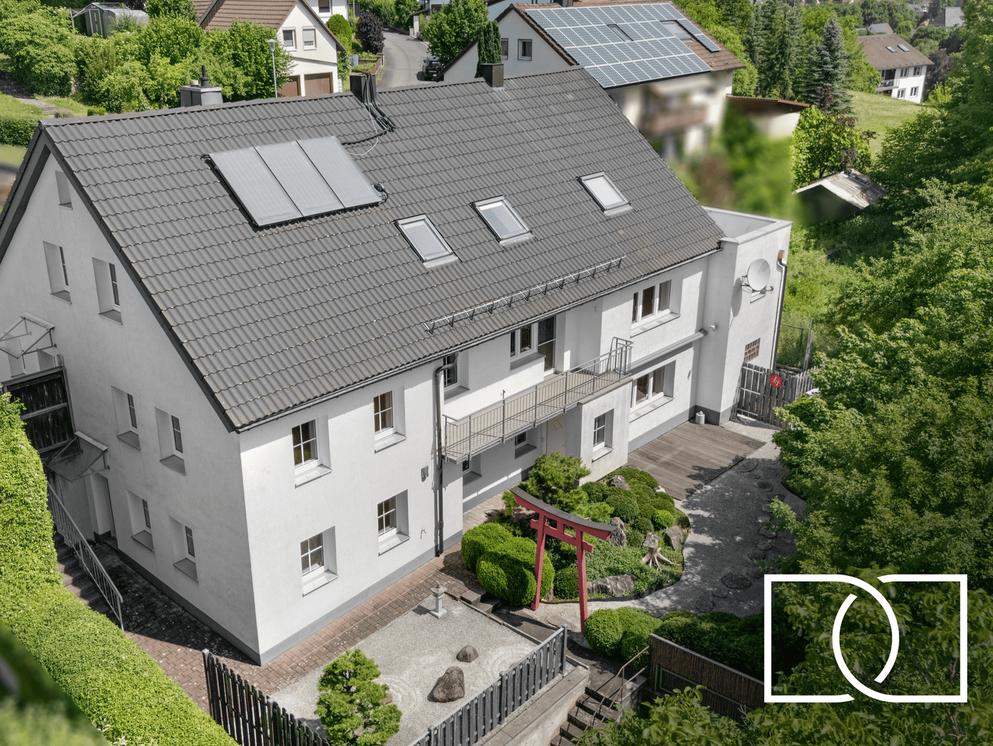 Panoramatraum! Modernisiertes ZFH mit ELW in ruhiger Lage in Untersteinach (Kulmbach) – Untersteinach – Bild 1 von 9