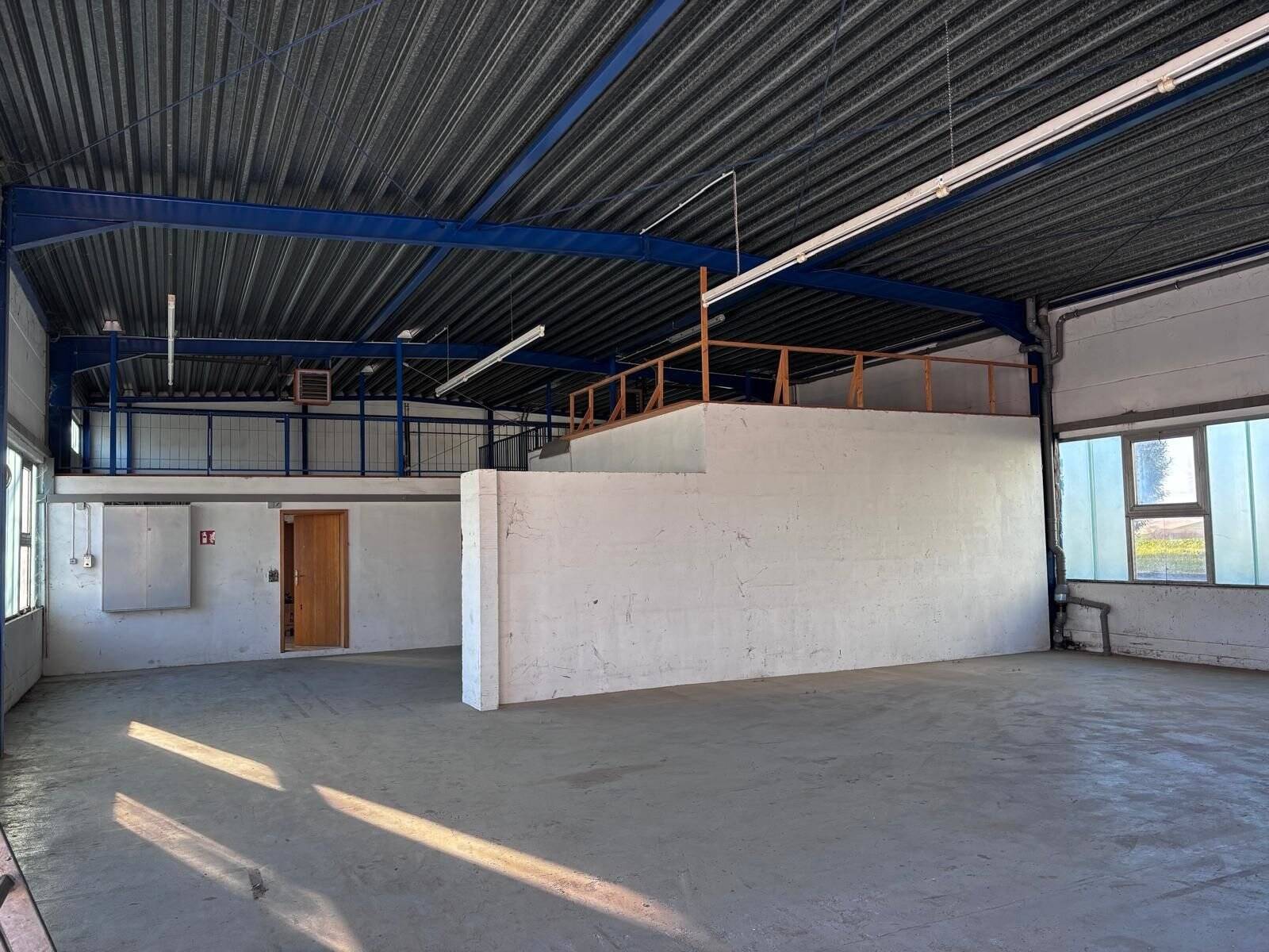 3 Fam. Haus mit Gewerbehalle in HN-Böckingen zu Verkaufen !!!!