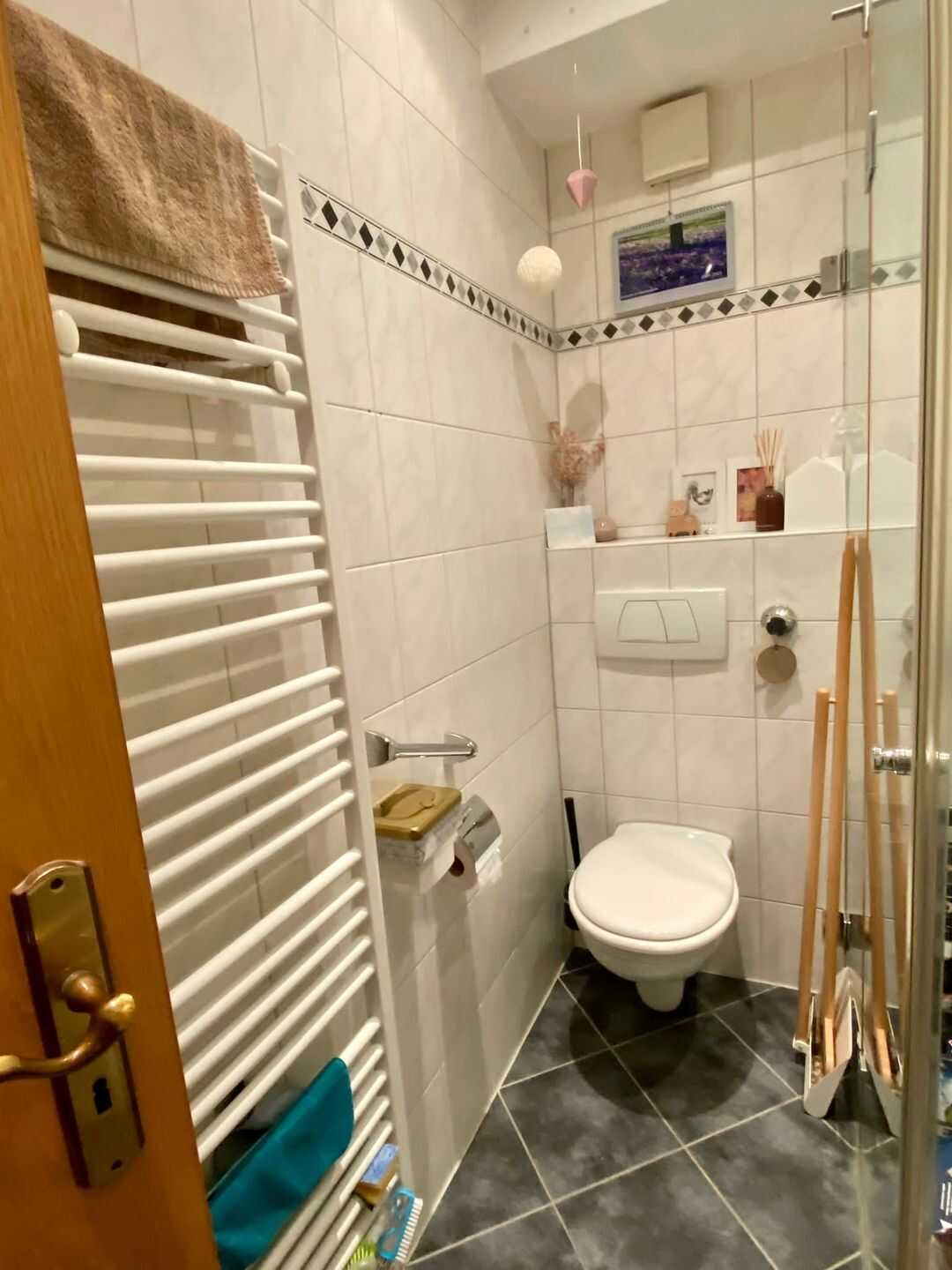 Modernisiertes Mehrfamilienhaus in Essen-Frohnhausen – Essen – Vorschaubild 6