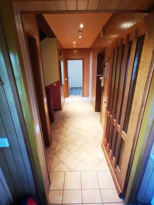 Einfamilienhaus in Berlin-Rudow (bezugsfrei) – 4 Zi. ca. 109 m² Wohnfläche plus ca. 56 m² Souterrain – 12357 Berlin – Vorschaubild 6