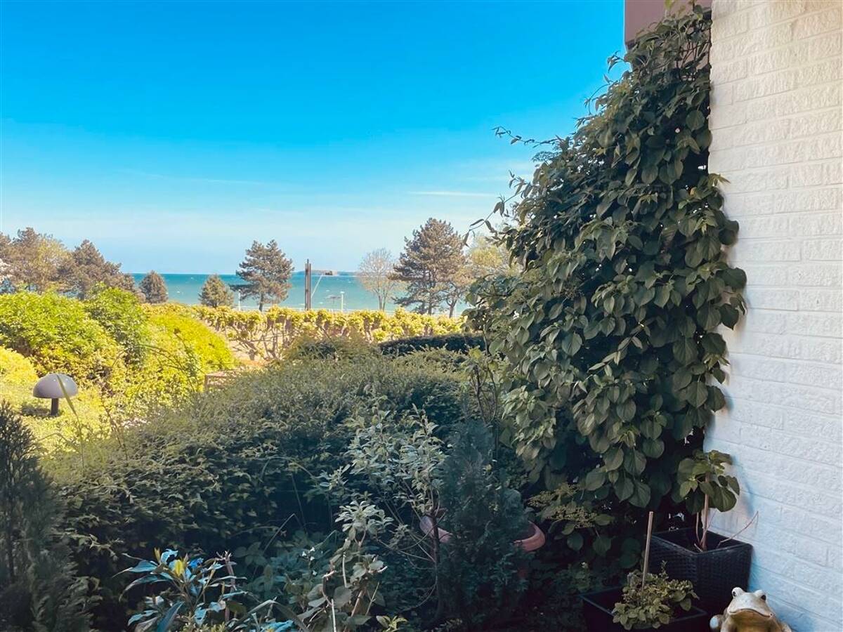 Kaiserallee: direkt am Strand mit seitlichem Meerblick – 23570 Lübeck – Bild 1 von 9
