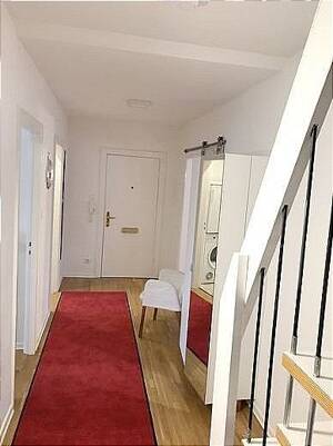 Top möblierte 4-Zimmer-Maisonettewohnung mit Nutzfläche im 2 OG. und 3. OG. mit Süd-Balkon/ ab sofort frei – 22089 Hamburg – Vorschaubild 2