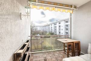 Direkt am Olympiapark: Attraktive Eigentumswohnung mit Süd-West-Loggia zum ruhigen Innenhof – 80637 München – Vorschaubild 6