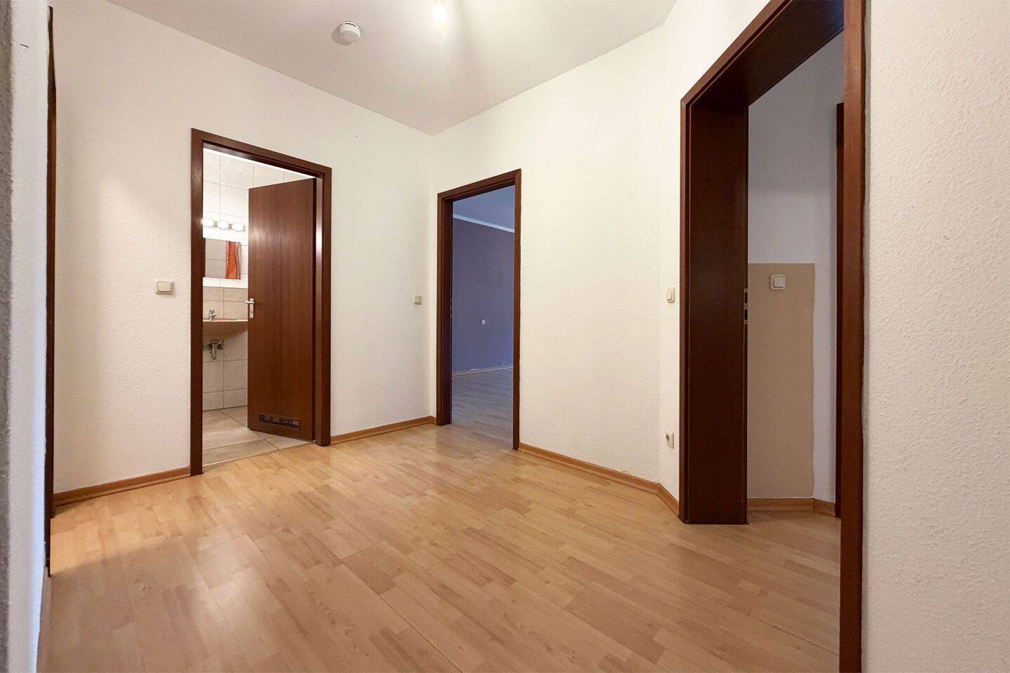 Komfortables City-Apartment mit Aufzug und zwei Tiefgaragenplätzen – Trier – Vorschaubild 4