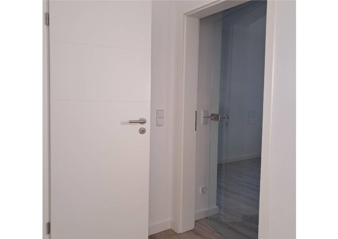 GEMÜTLICHE 2 Zimmer mit Weitblick * Balkon * modernes Badezimmer * Stellplatz – Chemnitz – Vorschaubild 5