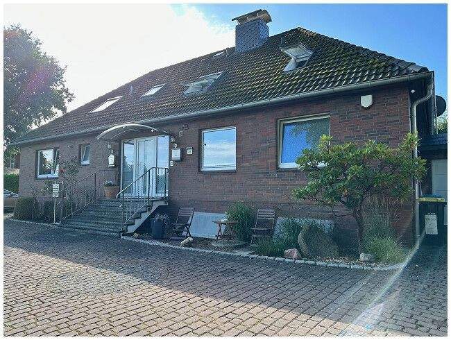 Vielseitige Immobilie zur Selbstnutzung, Dauer- und Ferienvermietung in Cuxhaven – Cuxhaven – Bild 1 von 9