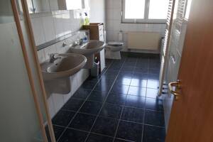 Charmante 5-Zimmer Eigentumswohnung über zwei Etagen mit sonniger Loggia – 50767 Köln – Vorschaubild 3