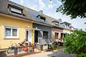 Kapitalanlage Bremen-Walle: Vermietetes Reihenhaus, Dach & Elektrik 2024 erneuert – 28219 Bremen – Vorschaubild 2