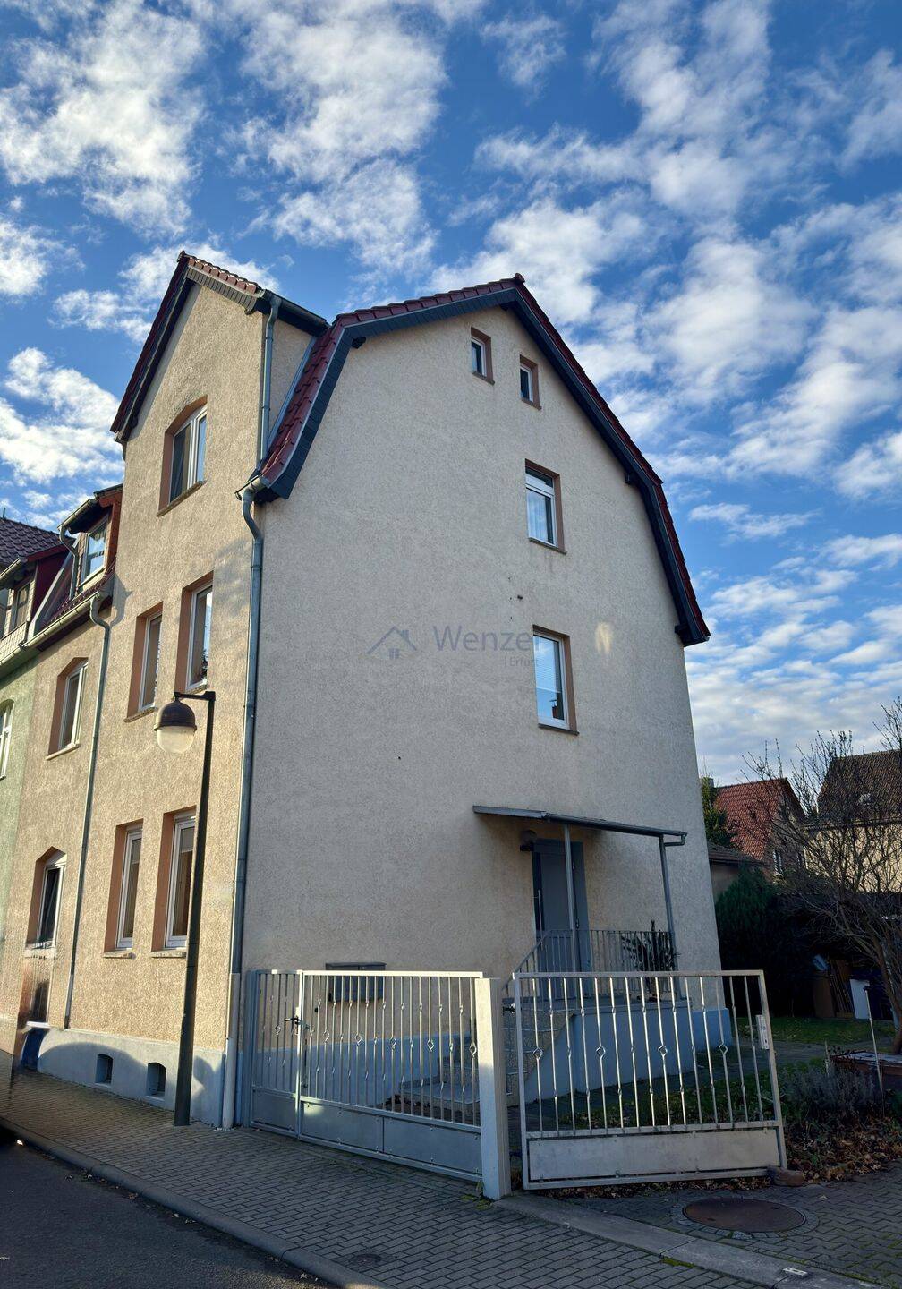 RESERVIERT! Großzügiges Wohnhaus im beliebten Erfurt-Bischleben – Erfurt – Bild 1 von 9