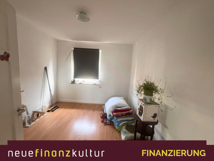 Wohnhaus mit Potenzial – Raum für Familie, Handwerk & Kapitalanlage – Bad Urach – Vorschaubild 4