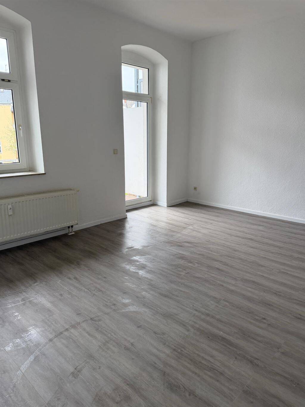 Großzügige 1-Zimmer mit Balkon, Dusche und Laminat in zentraler Lage! – Chemnitz – Vorschaubild 7