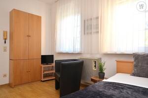 Freundlich möbliertes WG-Zimmer in Würzburg/Altstadt mit Terrasse – 97070 Würzburg – Vorschaubild 2