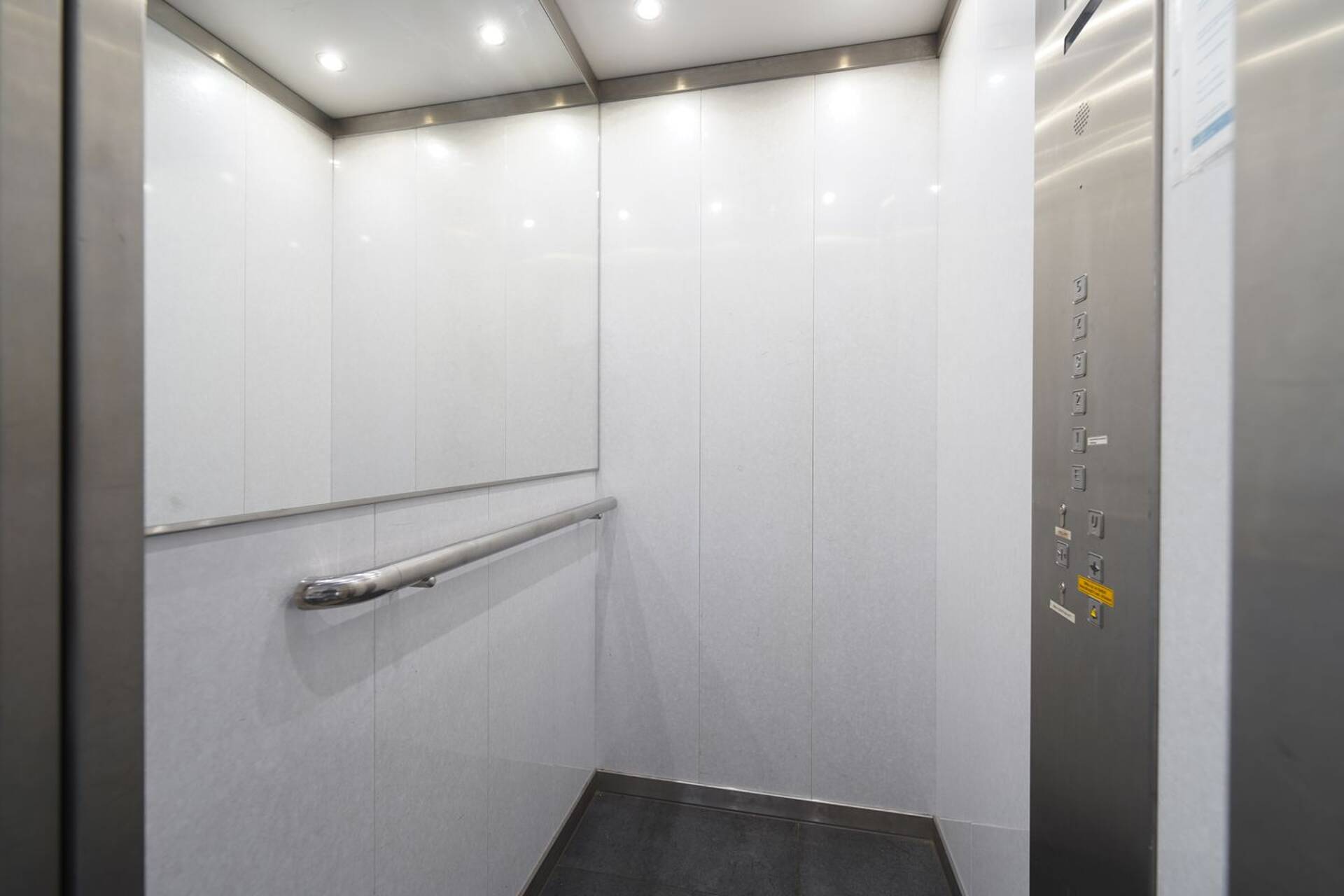 Etagenwohnung in 79183 Waldkirch mit 66 m² kaufen