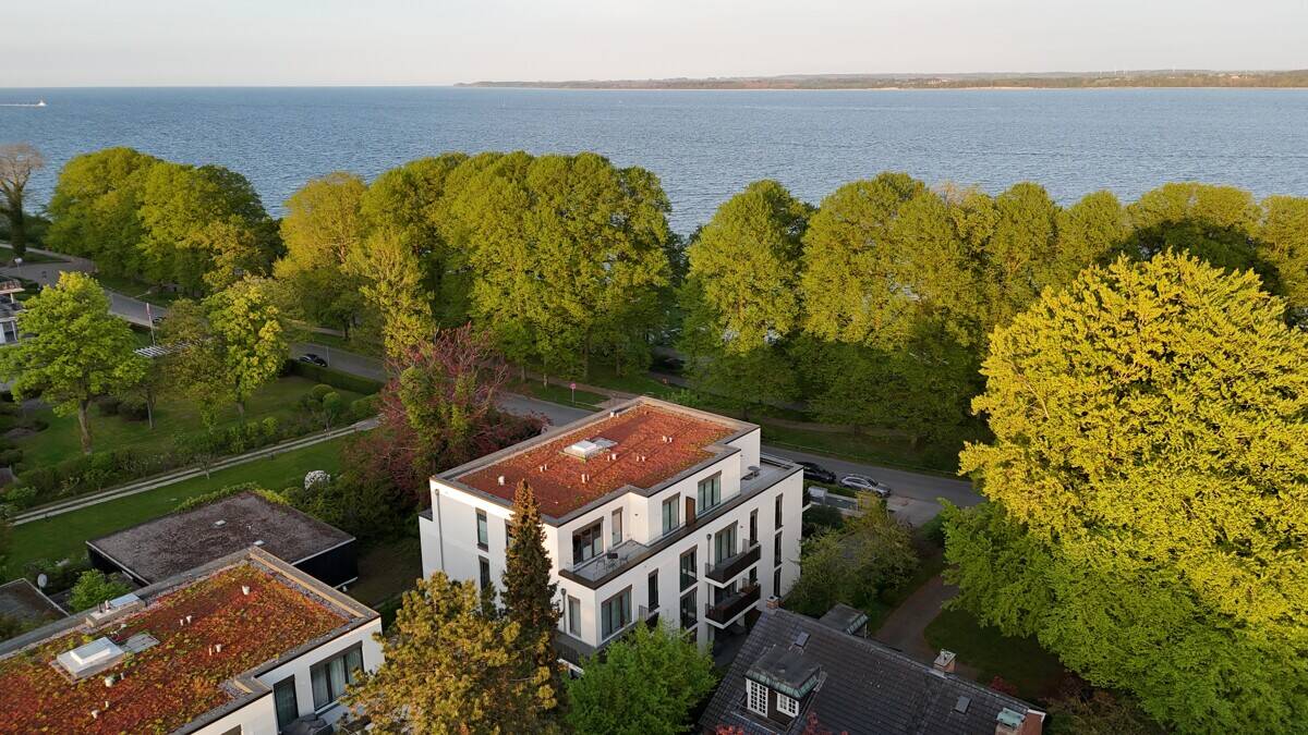 Exklusiv! Neuwertig! Bestlage! Edles Penthouse im Haus WATERKANT No 5 in 23562 Lübeck-Travemünde