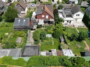 Handwerker aufgepasst! EFH mit Kernsanierungsbedarf auf wunderschönem Grundstück – 60439 Frankfurt am Main – Vorschaubild 7