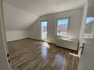 ** Sommeraktion** - Gut aufgeteilte Dachgeschosswohnung mit Balkon in Essen Dellwig – 45357 Essen – Vorschaubild 9