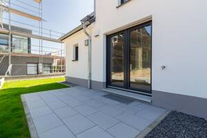 Neues vermietetes 3-Familienhaus als KFW 55 Energiesparhaus in ruhiger Lage Trier-Kernscheid – 54296 Trier – Vorschaubild 6