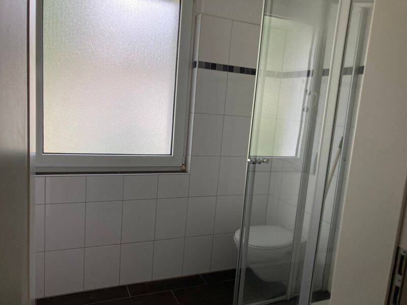 Preiswerte 2-Zimmer-Stadtwohnung mit Einbauküche – Bochum – Vorschaubild 3