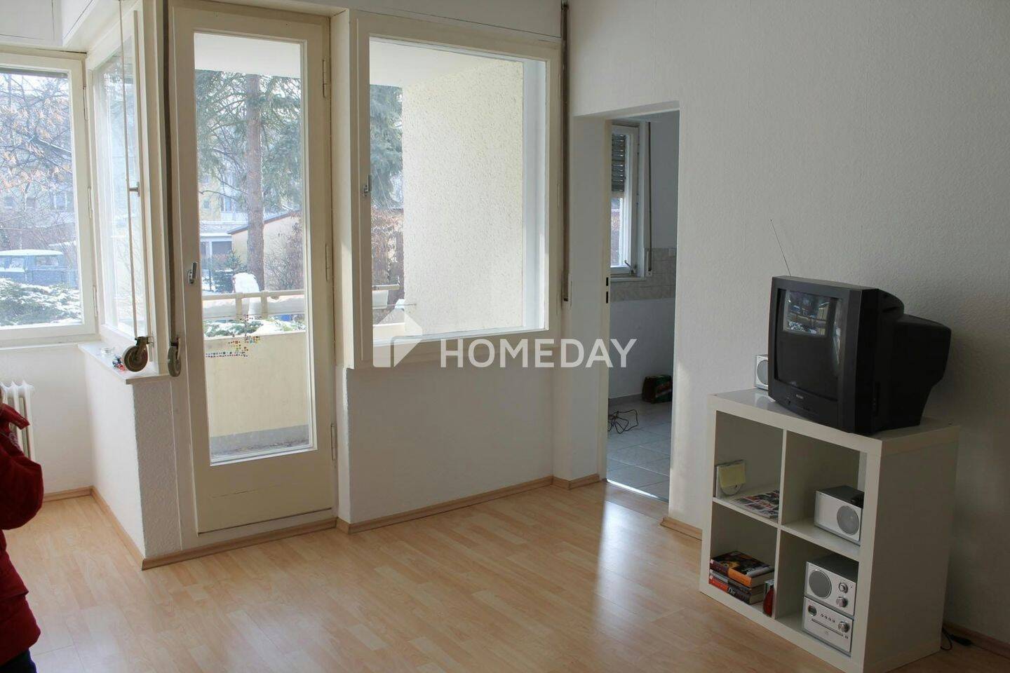 Charmante 1-Zimmer-Wohnung mit Balkon in Spandau – Berlin – Vorschaubild 3