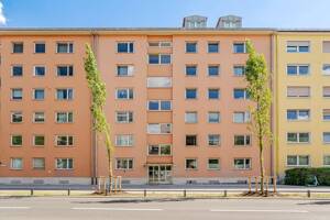 Gepflegte 3-Zimmer-Wohnung mit Balkon in Schwabing – 80803 München – Vorschaubild 1