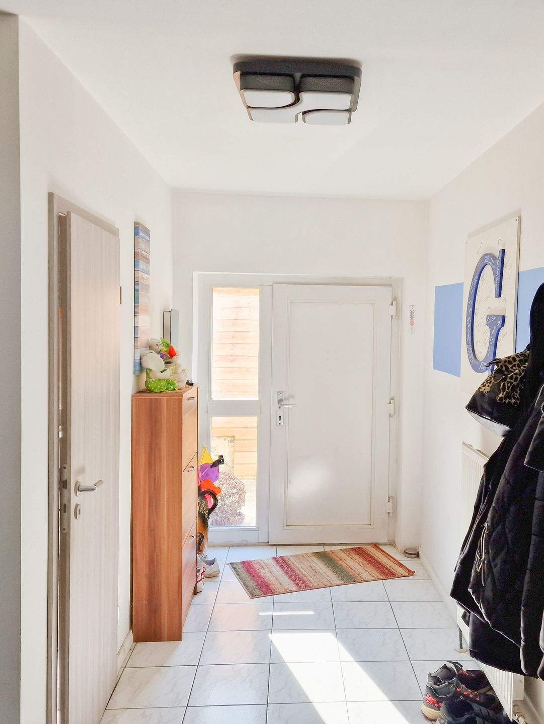 Großzügiges Einfamilienhaus mit Wintergarten, Kamin & Dachterrasse in Kümmersbruck – Kümmersbruck – Vorschaubild 3