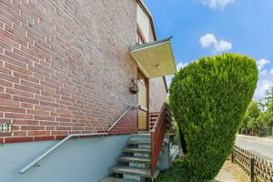 Einfamilienhaus mit Garage auf großzügigem Gartengrundstück in Burg-Grambke zur Modernisierung – 28719 Bremen – Vorschaubild 8