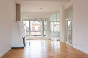 Traumhafte City-Dachgeschoßwohnung mit Aufzug unweit Lietzensee – 10627 Berlin – Vorschaubild 2